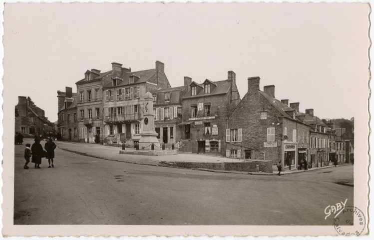 Eglise, adduction d'eau, gendarmerie, mairie