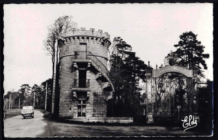 Château et tour de Beauregard (château de Lebisey) (n°16 à 19 ; 29 ; 35)