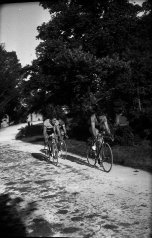 Course cycliste au Jardin public de Falaise (photos n° 376 à 380)