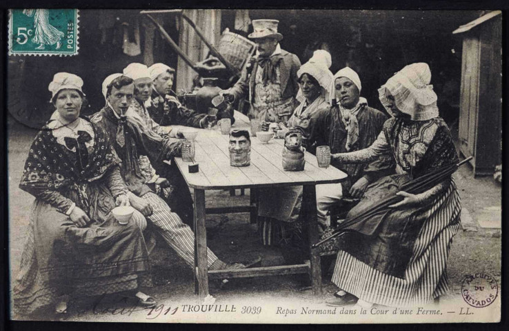 Scènes de vie (n°568, 725) Débarquement de troupe au moment de manœuvre (n°775)