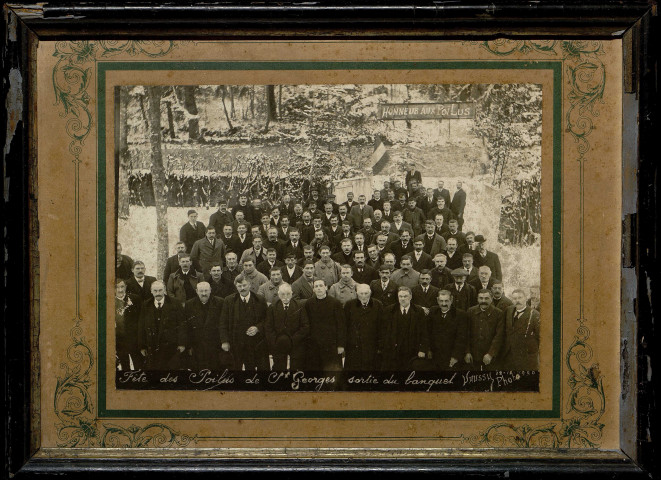 Photographie du banquet organisé en 1920 : reproduction numérique