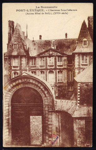 Sous-Préfecture (ancien hôtel de Brilly) (photos n°45 à 52, 151)