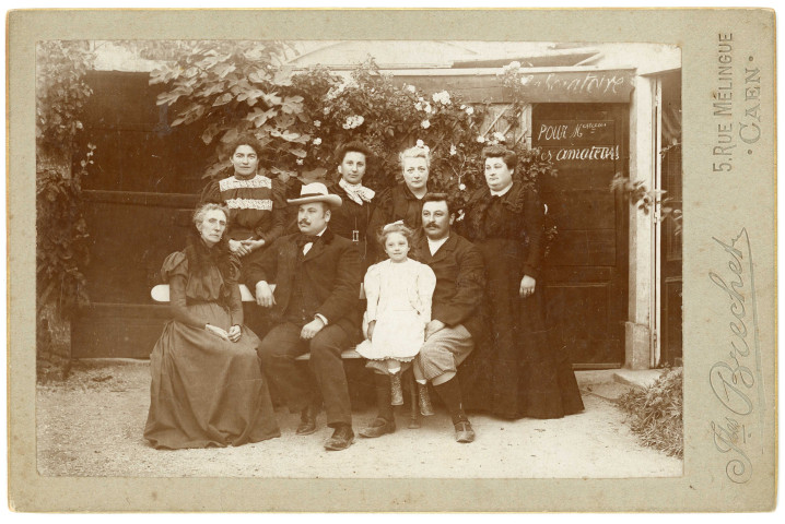 Portraits et photos de groupes du photographe Jules Bréchet (n°178 à 191)