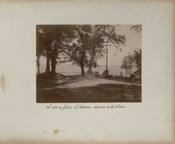 (33-35) Equemauville : omnibus, Côte de Grâce, chapelle