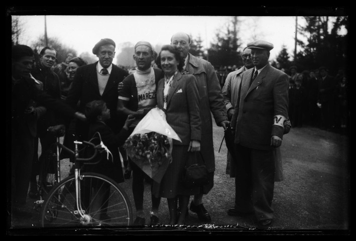 Course cycliste Noël Ernault (photos n°8798 à 8800)