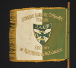 Bannière de la Jeunesse Agricole Catholique Féminine (JACF) Section de Montreuil-en-Auge.