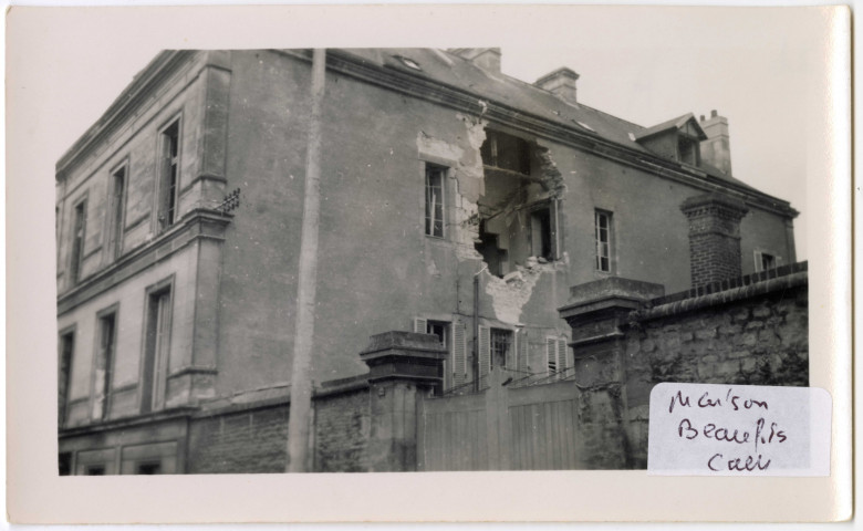 Destructions de la maison des parents de Jean Beaufils, rue de l'Académie à Caen (photos n°26 à 28)