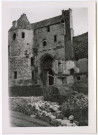 Falaise en ruines après les bombardements de 1944