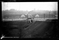 Réfection de la route qui mène à l'usine Nestlé (photos n°825 et 826)