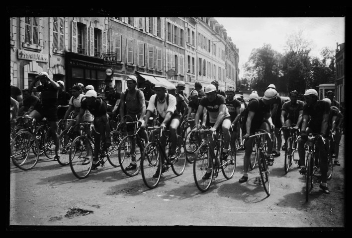 Cyclisme : prix du comité d'entreprise Noël-Ernault, vélodrome, Vélo Club de Lisieux (VCL) (photos n°3008 à 3029)