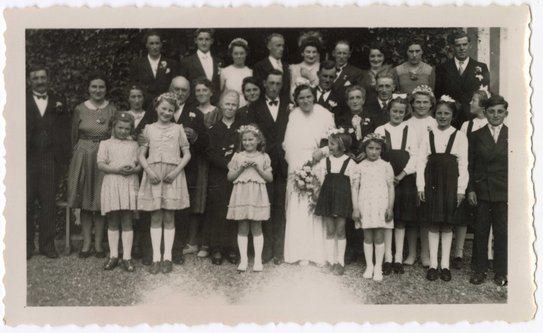 Mariage d'Ernest Letorey et d'Héléna Profichet, le 6 juin 1944, à Manneville-la-Pipard