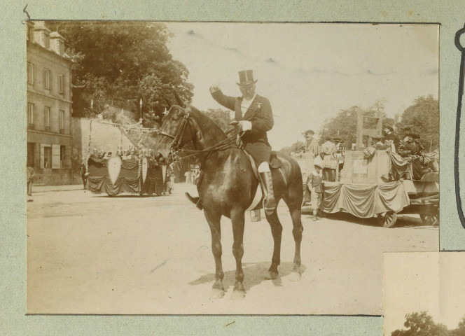 "Fêtes du Souvenir Normand" (photos n°647 à 657)