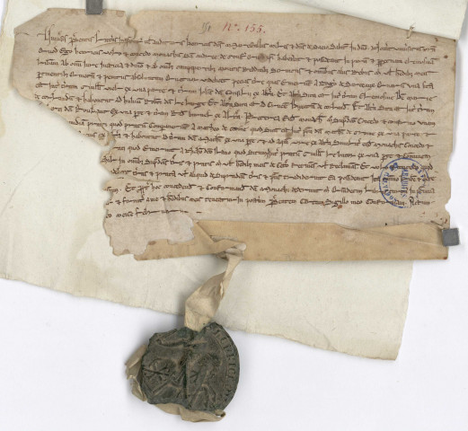 Argentan, avec deux chartes scellées de Henri le Maréchal seigneur de Say (sceau équestre, LA pl. 13, fig. 8-9). Les sceaux sont endommagées mais encore lisibles.