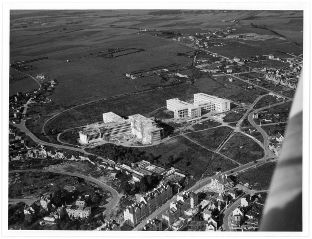 Vue aérienne de l'université en construction [photo n°165]