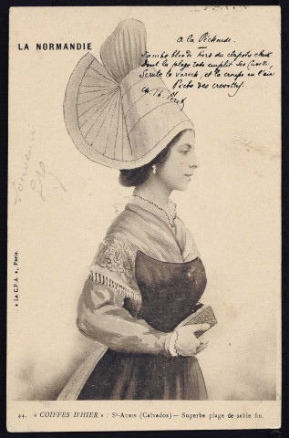 Dentellière et coiffe normande traditionnelle (cartes postales n°150 et 177).