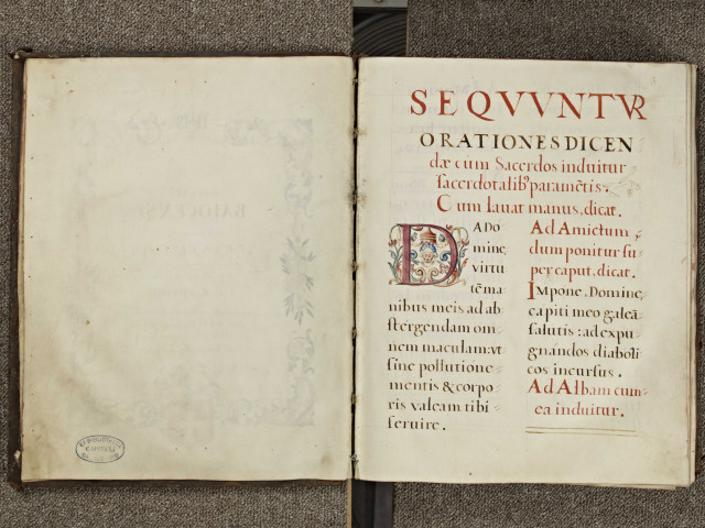 Missel de Bayeux« Missale Baiocense festorum principalium primae classis cujusque anni, Paschae, Pentecostes, etc..., totum ad longum sine require, ad usum, utilitatem et commodum nobilis et circumspecti viri D. D. Caroli Conseil, canonici Baiocensis, de Escayo. 1636 »