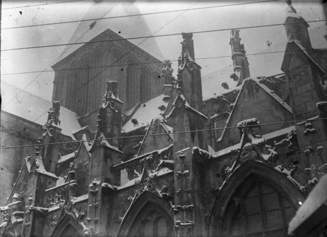 Eglise Saint-Gervais-Saint-Protais (photos n°4 et 5)