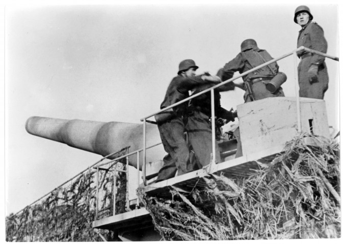 Arme lourde attendant l'invasion (photo 207)