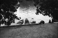 Bernay : barques quai de la Charentonne, enseigne Kodak (photos n°819 à 821)