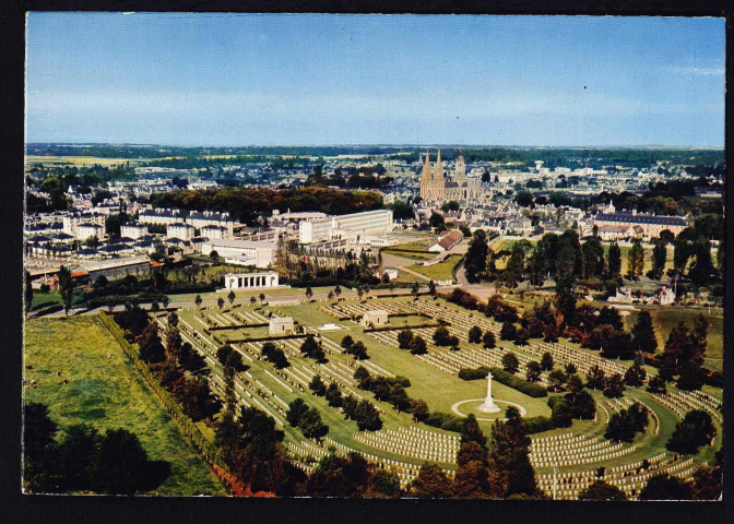 Vues d'ensemble et panoramas (n°18 à 49)