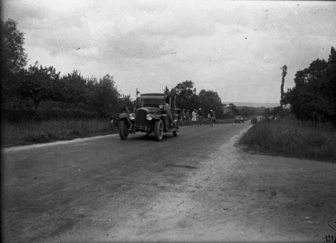 Une course cycliste à Falaise avant 1944 (photos n°21 à 25)