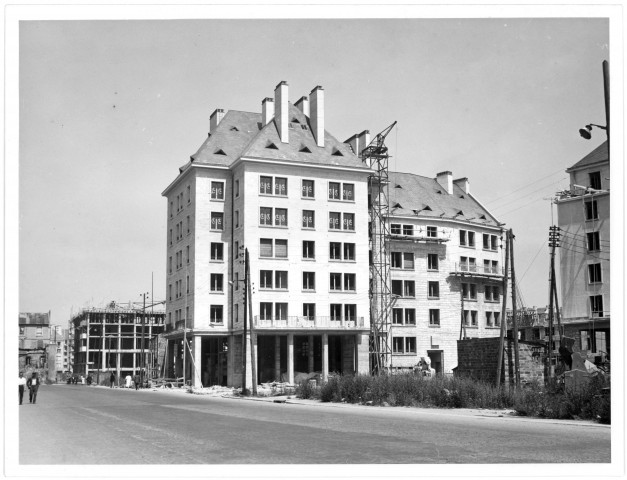Logements en construction place de la Résistance (photos n°122 à 124)