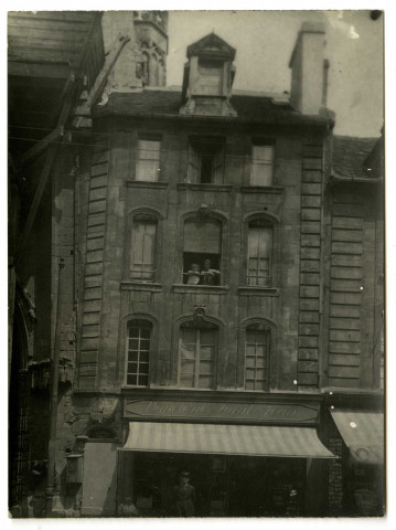 Rue Saint-Jean (n°369 à 392)