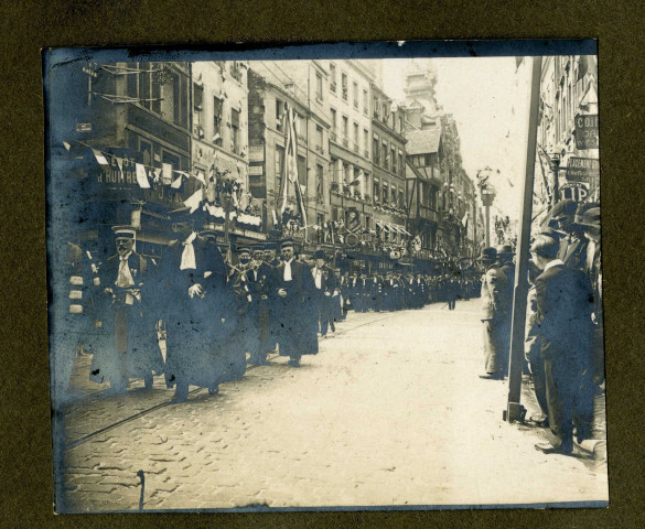 Photos 6 à 13 : Fête du 500e anniversaire de l'Université de Caen (1932).