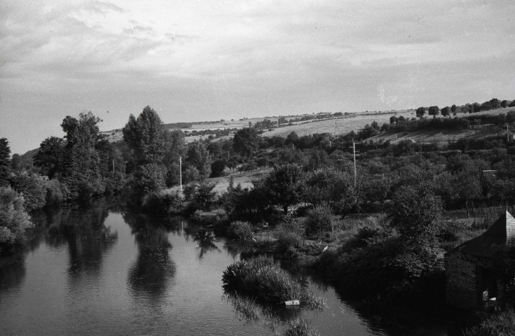 Le Mesnil-Villement : bords de l'Orne (photos n°690 et 691)