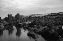 Le Mesnil-Villement : bords de l'Orne (photos n°690 et 691)