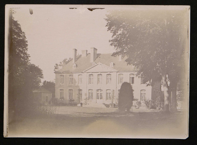 17-18 - Château de La londe, côté du jardin, par Henri Magron,