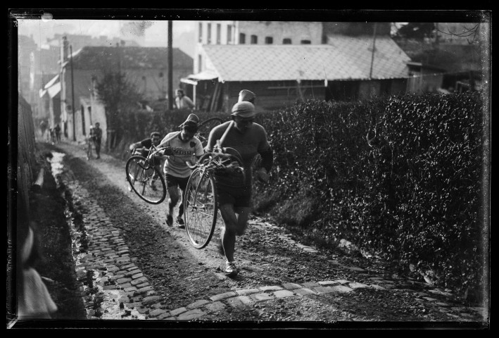 Course cycliste : Cross des Quincaillers à Lisieux (photos n°8037 à 8044, 8047)