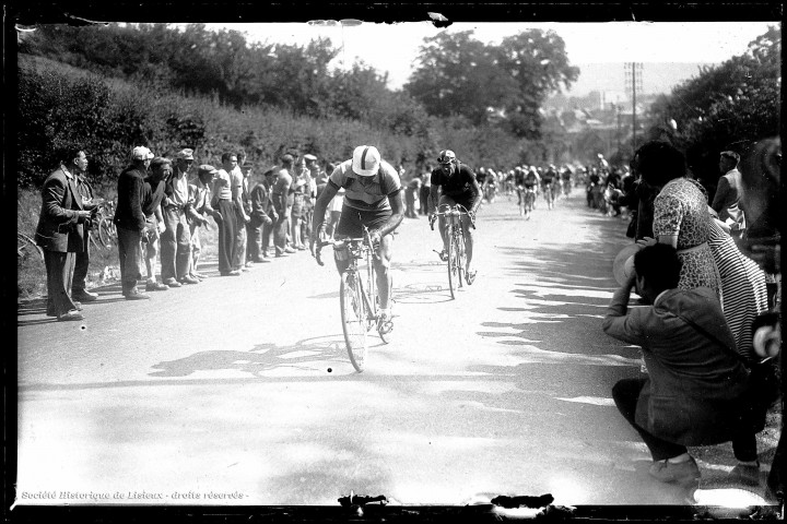 Le Tour de France passe à Pont-l'Evêque (photos n°80, 84, 86 et 88)