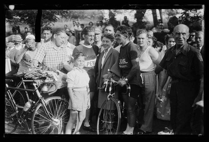 Course cycliste : Prix Noël Ernault (n°4351 à 4357)