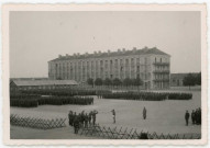 Reddition des soldats français à la caserne Claude Decaen, à Caen (Photographie n°9)