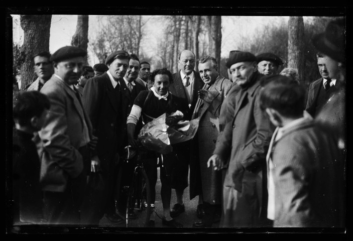 Cyclisme : Grand Prix de Fervaques (photos n°3809, 3813 à 3816)