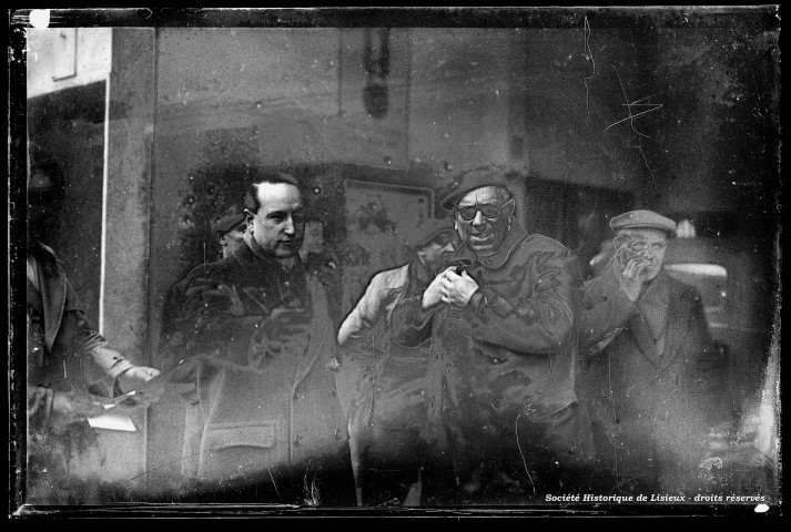 Caserne des pompiers (photos n°668, 708, 1224 et s.d)