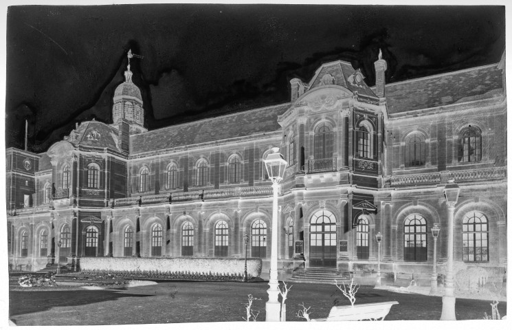 Caen : Hôtel de Ville, kiosque, jardins (photos n°191, 210 et 219)