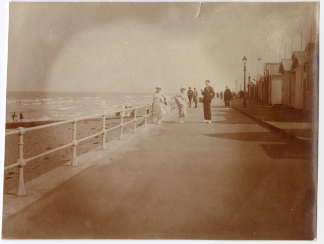 Sports et loisirs à Luc-sur-Mer (n°82 à 110 ; 335 à 340)