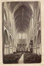 Photographie de l'intérieur de l'église Saint-Pierre de Caen (vers 1875)