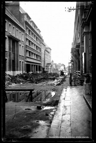 Travaux dans la rue au Char (photo n°530)