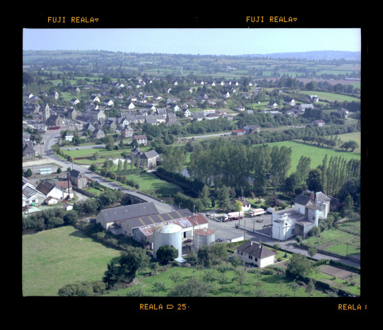 Etouvy (291-301) : minoterie Travouillon (1999)
