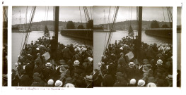 Le port de Honfleur : vues d'ensemble, entrée et départ des bateaux à vapeur du Havre "Le Rapide" et "La Gazelle" et leurs passagers (photos n°3 à 18).