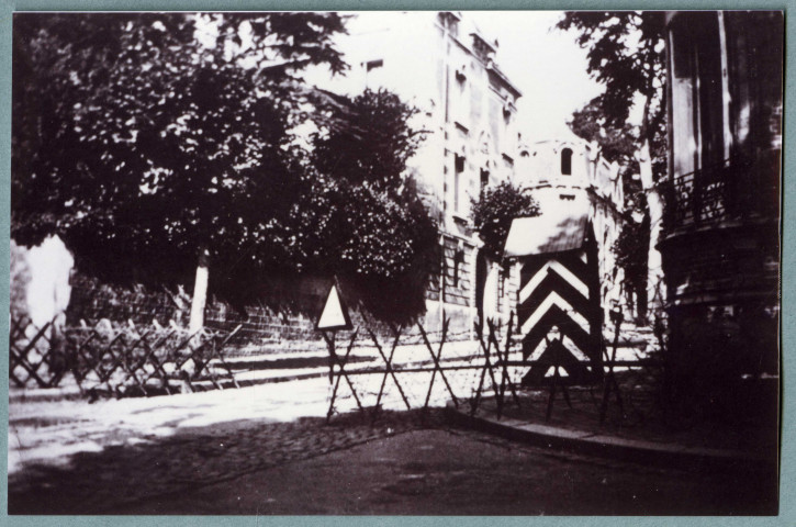 Avenue de la Bagatelle : reconstruction, occupation