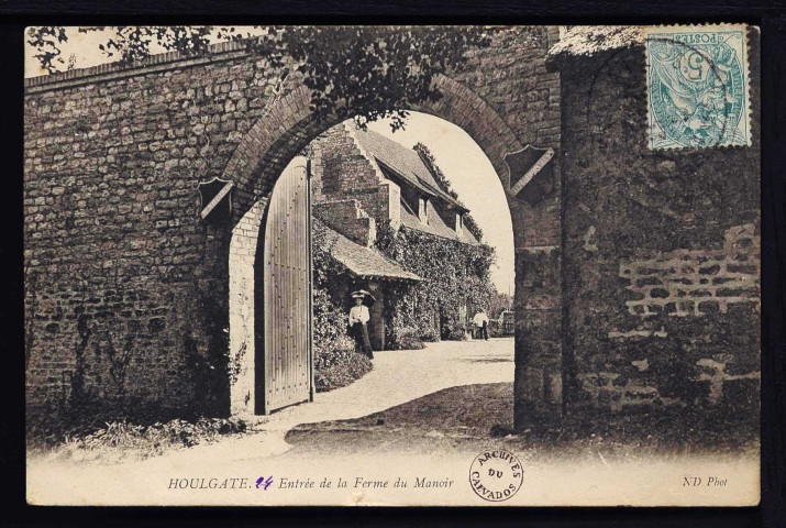 Manoir d'Auberville et ferme du manoir (n°1 à 15, 42)
