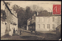 Livry : Le bourg (n°1 à 3) Château (n°4)
