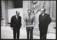 Assemblées, colloques, réceptions et repas, dont décoration de Michel d'Ornano au Louvre