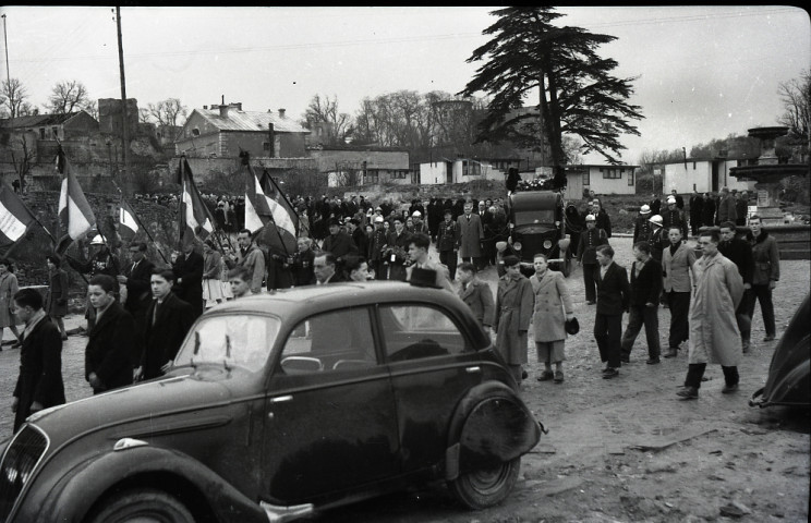 Cérémonie d'obsèques place Guillaume le Conquérant et parvis de l'Hôtel de Ville (photos n°317 à 322)