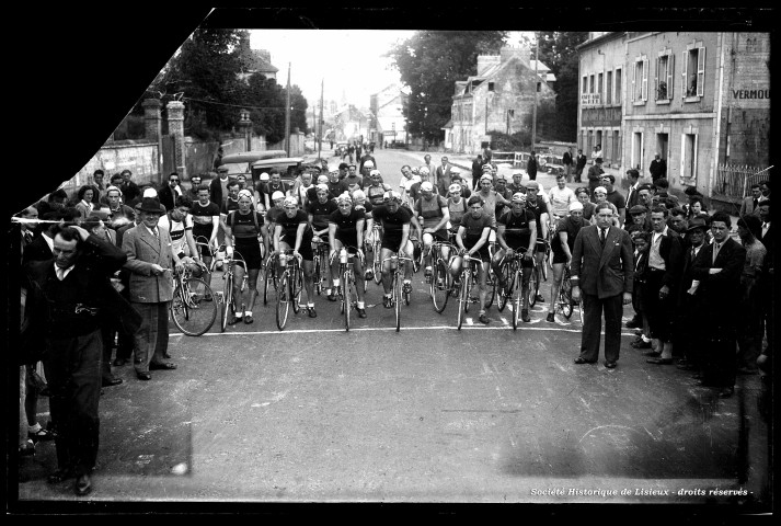 Courses de côte cyclistes (photos n°1371 à 1377)