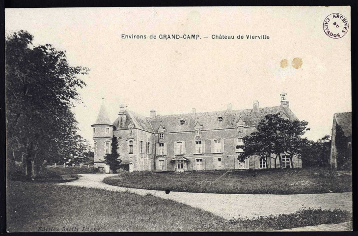 Châteaux, Portail de la ferme de l''Ormel (n°30), Manoir (n°72), Le puits du Hamel au Prêtre (n°71)